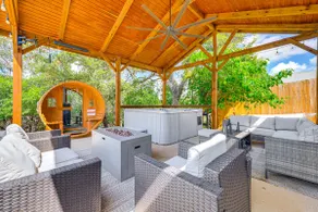 Pool, Spa, Sauna & Arcade! Canyon Lake Home - Image 3