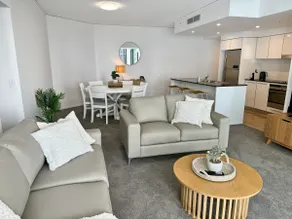 Luxe Sierra Grand Ocean Views Lvl 15 Pool Parking - Image 2