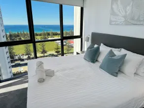 Luxe Sierra Grand Ocean Views Lvl 15 Pool Parking - Image 3