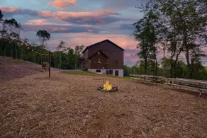 Hidden Acres Retreat | Pickleball + Basketball! - Image 4