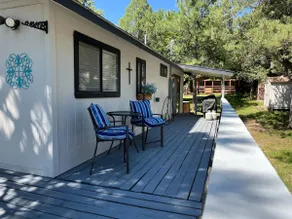 Sylverthorne | Midtown Cottage w/fireplace - Image 2