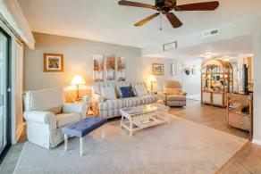 Pool Access & Lanai: Riverfront Welaka Condo! - Image 5