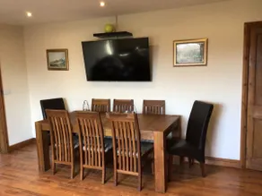 wonderful 4 bedroom cottage sleeps 8 - Image 5