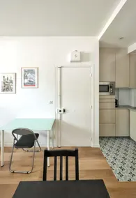 Studio in Montrouge - Image 4