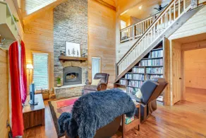 Crawford Cottage w/ Fireplace & Mountain Views! - Image 3