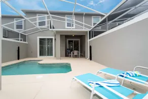 Appartement adapté aux familles avec internet haut débit, piscine et jardin | Vue lac - Image 2