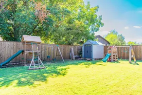 Corinth 3BR | BBQ Grill + Backyard & Playground - Image 2