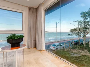 Spectacular House by the Sea AP8568 - Image 4