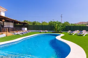 Countryside house for 14 with private pool, Bbq & - Image 3
