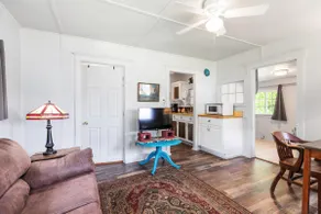 Historic Water's Edge Cottage 10 - Image 3