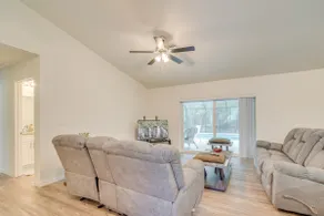 Crystal River Home w/ Lanai + Hot Tub - Image 4