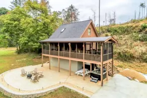 Secluded Creekside Cabin w/ Hot Tub, Screened Porc - Image 5