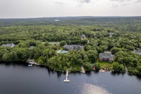 Tranquil Chateau on Moody Lake - Image 5