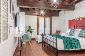 Wine Apartments Florence Ciliegiolo - Image 4