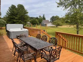 Summer Fun! Pool, FirePit, Hot Tub, Pet Friendly - Image 4