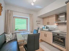 Beautiful apartment with balcony in Hopfgarten - Image 5