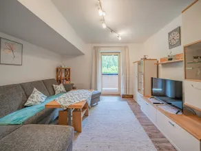 Beautiful apartment with balcony in Hopfgarten - Image 2