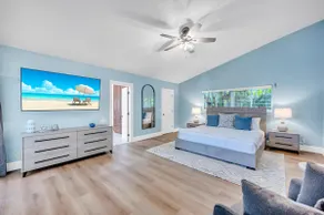 Walk to beach | Heated Pool | Marlin Key - Image 5