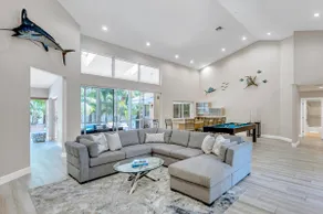 Walk to beach | Heated Pool | Marlin Key - Image 2