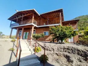 Luxury Ocean-View Villa for Up to 12 Guests - Image 2