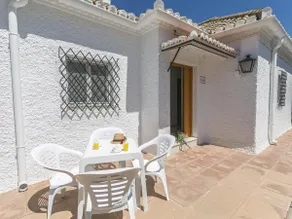 2 bedroom house in rural complex Órgiva - Image 2