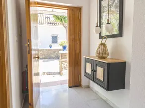 3 Bedroom House in Complejo Rural Orgiva - Image 3