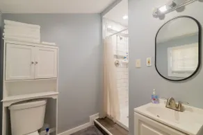 Mill District Bungalow - Image 3