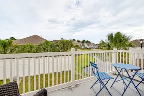 2 Mi to Surfside Beach: Coastal Escape w/ Balcony! - Image 3
