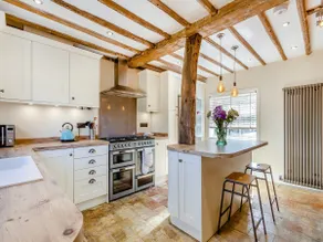 Cathedral View Farmhouse - Image 4