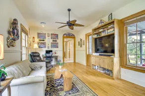 Eclectic Mandeville Home: Walk to Lakefront Park - Image 4