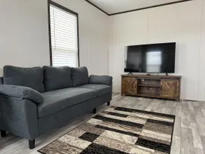 Lakefront Cabin 5 - Image 3