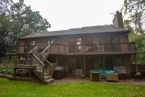 Charming 4-Bedroom Retreat Near Notre Dame - Image 5