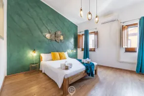 Estay - Corner Apartments - Aurora - Image 3