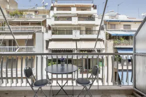 Glimmer 2-Bedroom Apartment in Athens - Image 5