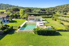Luxury Villa in St Tropez area - Image 2