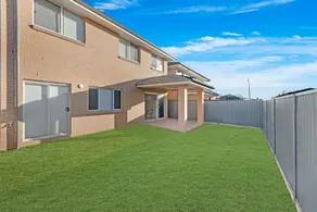 Large Cozy New House at Marsden Park - Image 5