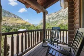 Secluded Cabin Retreat in Provo - Image 2