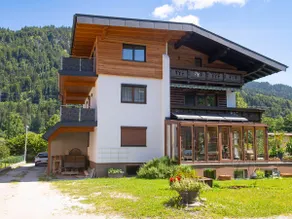 Large apartment near the ski bus - Image 3