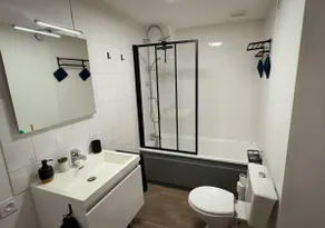 10 minutes from downtown, Elegant and Modern - Image 5