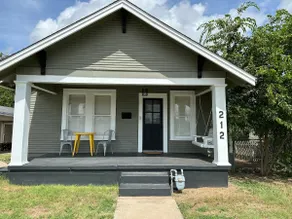 The Willows On Nolan Creek Downtown Belton Home - Image 3