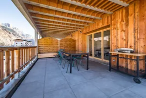 Chaleur Alpine XXL Terrace & Mountain View - Image 2