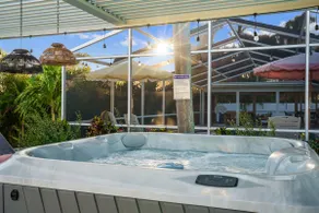 Lux Getaway: Pool| Hot Tub| Bocce Ball nr AMI &IMG - Image 3