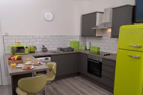 Spacious Apt Dundee dockside 3-bedrooms fast Wi-Fi - Image 4