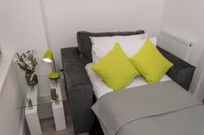 Spacious Apt Dundee dockside 3-bedrooms fast Wi-Fi - Image 5
