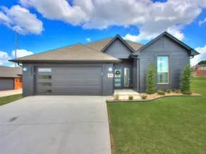 Spacious Furnished 3BR Norman Home Near OU - Image 4