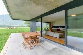 Talitha – Modern Design and Parking - Image 3
