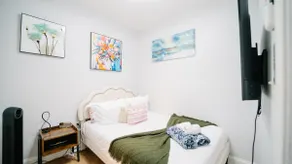 Spacious & Stylish 5BD/5BA Home Near Capitol Hill! - Image 5