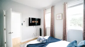 Spacious & Stylish 5BD/5BA Home Near Capitol Hill! - Image 4