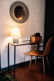 Moody Blues Studio Perfect for work or romance - Image 2