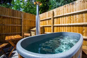 The Nook with Hot Tub - Image 5